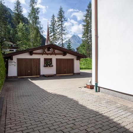 Haus Hrabovsky Apartman Längenfeld Kültér fotó