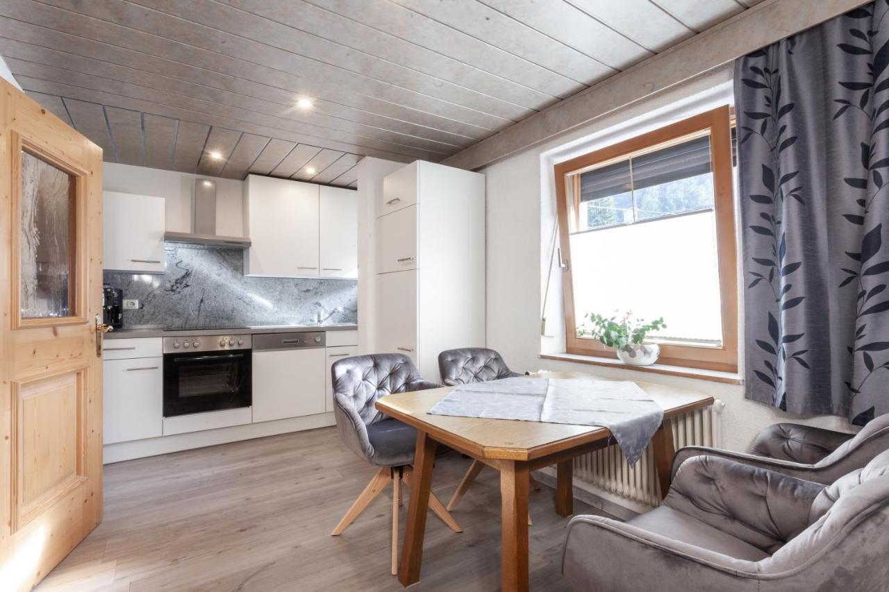 Haus Hrabovsky Apartman Längenfeld Kültér fotó